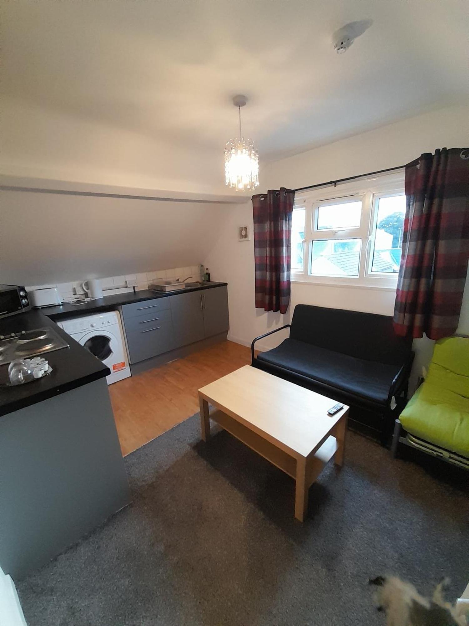 Entire Victoria Park Cardiff Apartment With Free Street Parking Bus 17 And 18 Direct To Cardiff City Centre, Fast Free Wi-Fi מראה חיצוני תמונה
